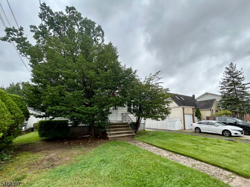 222 Terrace Avenue Lodi NJ 07644