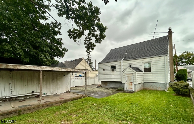 222 Terrace Avenue Lodi NJ 07644