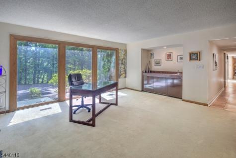 5 Thads Hill Road Bethlehem NJ 08827