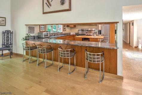 5 Thads Hill Road Bethlehem NJ 08827