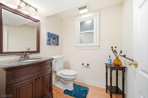 21 Franklin Place Morristown NJ 07960