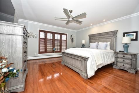 7 Jefferson Place Wayne NJ 07470
