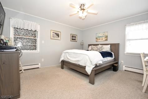 7 Jefferson Place Wayne NJ 07470