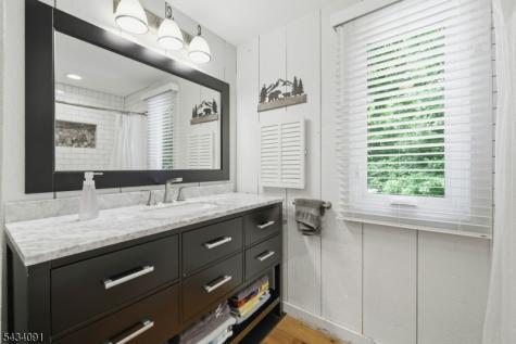 35 Mockingbird Allamuchy NJ 07840