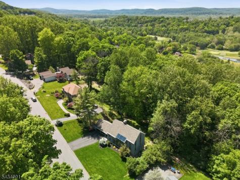 35 Mockingbird Allamuchy NJ 07840