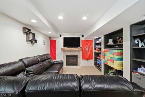35 Mockingbird Allamuchy NJ 07840