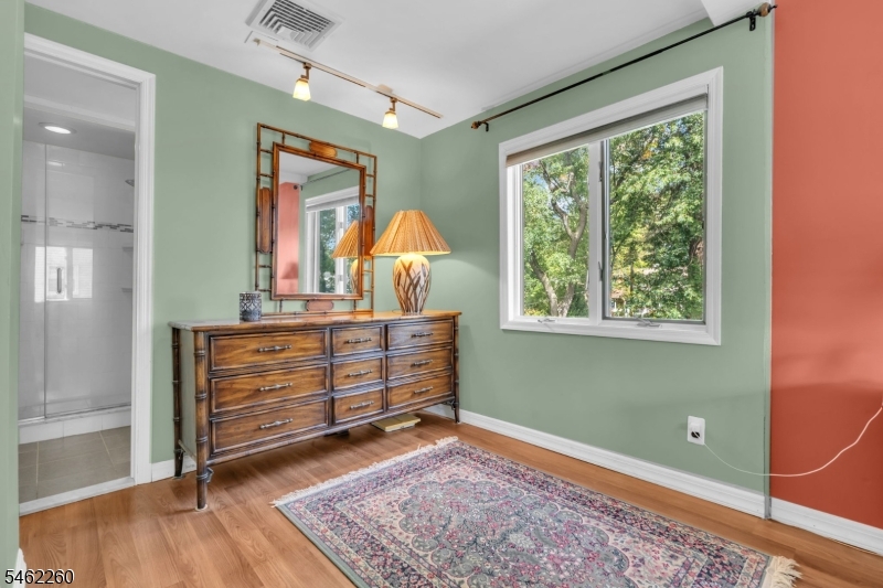 23 Evergreen Avenue Springfield NJ 07081