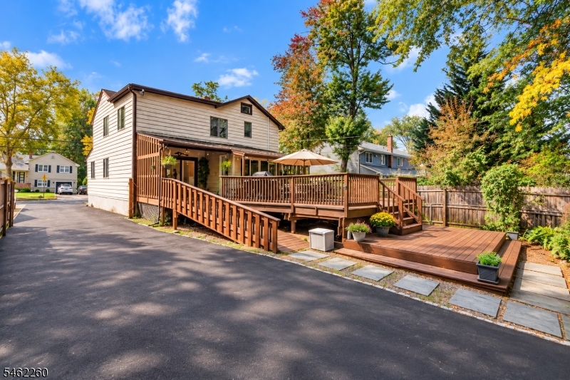 23 Evergreen Avenue Springfield NJ 07081