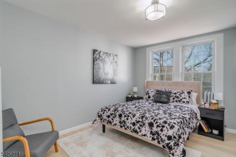 208 N 11th Street Newark NJ 07107