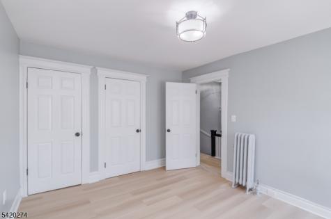 208 N 11th Street Newark NJ 07107