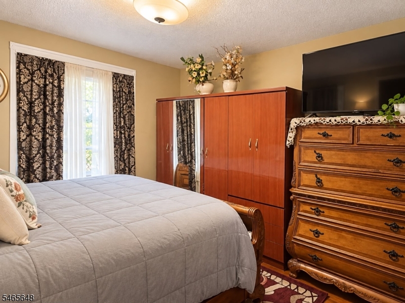 74 Rollinson Street West Orange NJ 07052