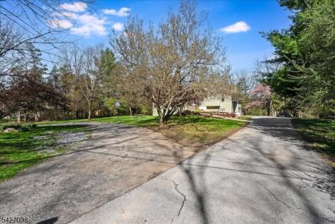 919 Potters Road Stillwater NJ 07860