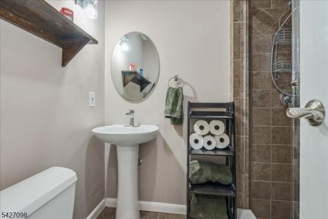 919 Potters Road Stillwater NJ 07860