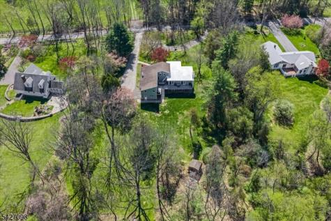 919 Potters Road Stillwater NJ 07860