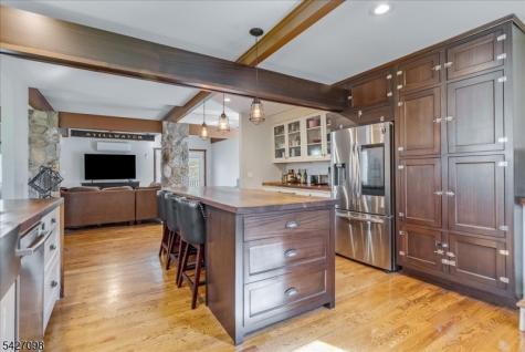 919 Potters Road Stillwater NJ 07860