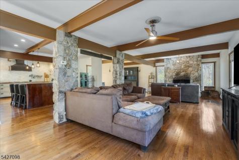 919 Potters Road Stillwater NJ 07860