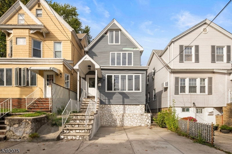 43 W 43rd Street Bayonne NJ 07002