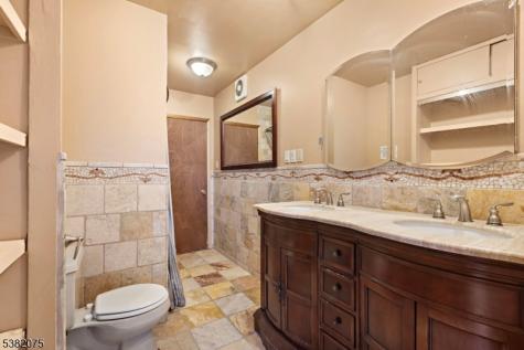 43 W 43rd Street Bayonne NJ 07002