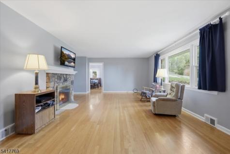 9 Henderson Hill Road Union NJ 08827