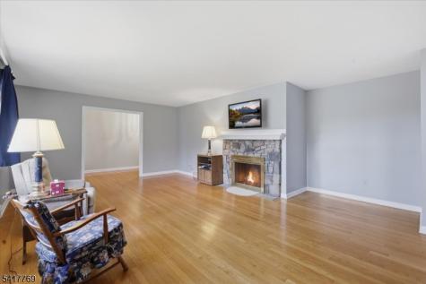 9 Henderson Hill Road Union NJ 08827