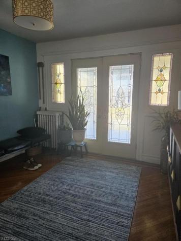 21 Glenwood Place East Orange NJ 07017