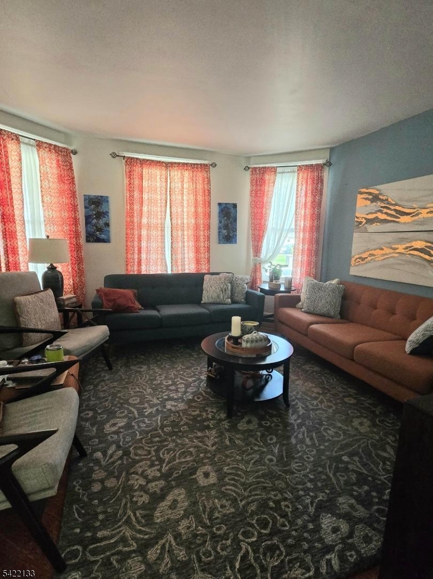 21 Glenwood Place East Orange NJ 07017