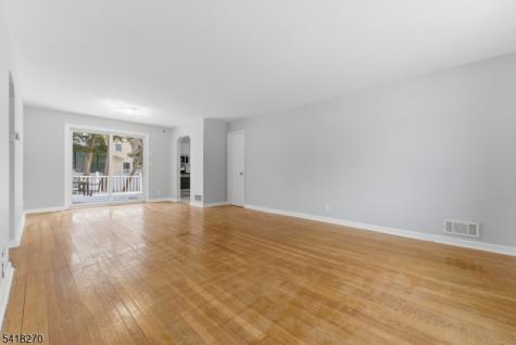 411 Hory Street Roselle NJ 07203