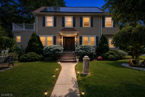 821 Wyoming Avenue Elizabeth NJ 07208