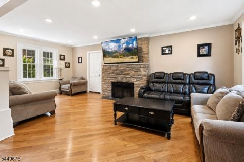 821 Wyoming Avenue Elizabeth NJ 07208