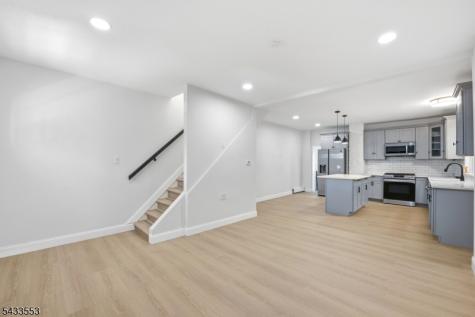 139 W 51st Street Bayonne NJ 07002