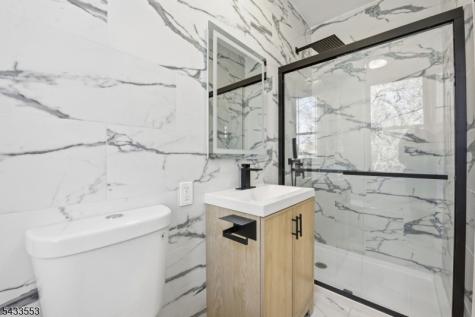 139 W 51st Street Bayonne NJ 07002