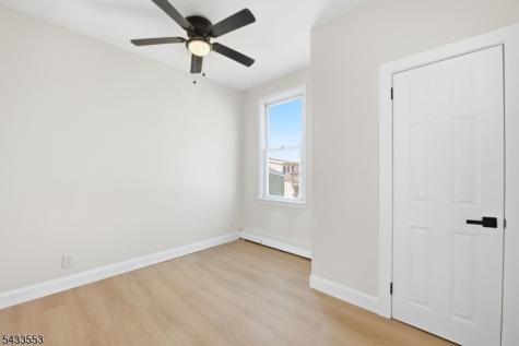 139 W 51st Street Bayonne NJ 07002