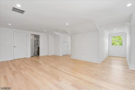 517 Lexington Avenue Cranford NJ 07016
