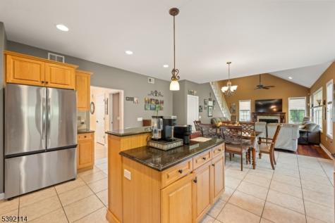 107 Hamilton Trail Totowa NJ 07512