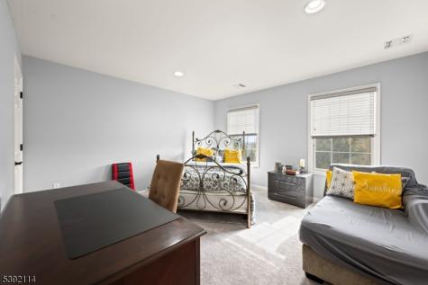 107 Hamilton Trail Totowa NJ 07512