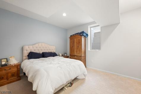 107 Hamilton Trail Totowa NJ 07512