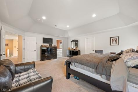 107 Hamilton Trail Totowa NJ 07512