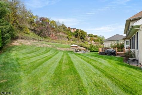 107 Hamilton Trail Totowa NJ 07512