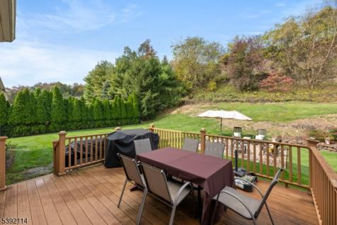 107 Hamilton Trail Totowa NJ 07512