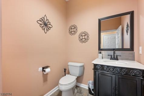 107 Hamilton Trail Totowa NJ 07512