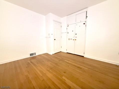56 Marvin Avenue Franklin NJ 08873