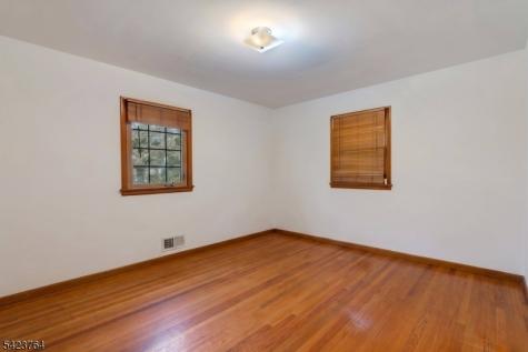 43 King George Road Warren NJ 07059