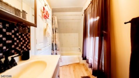 21 Edison Avenue Ogdensburg NJ 07439