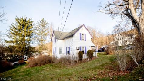21 Edison Avenue Ogdensburg NJ 07439