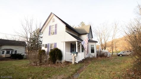 21 Edison Avenue Ogdensburg NJ 07439