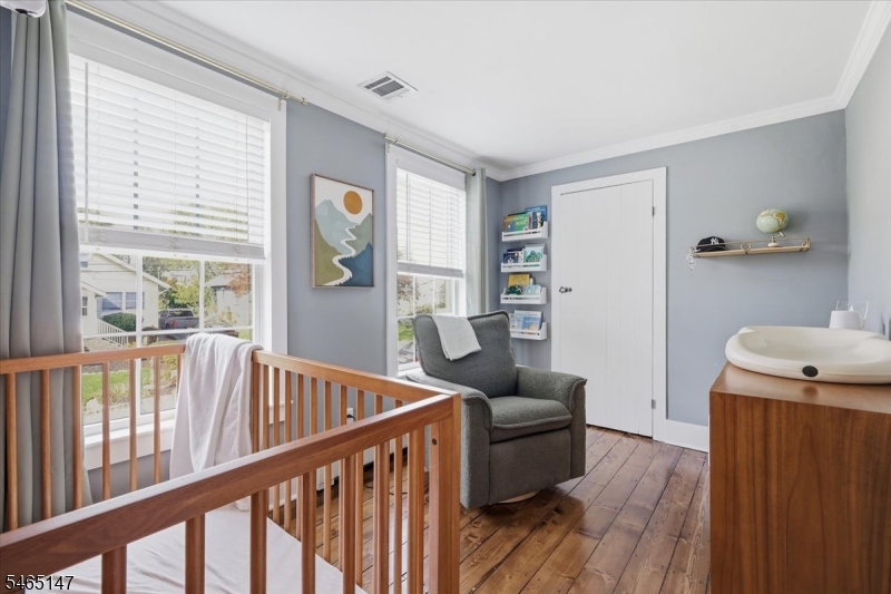 28 East Street Clinton NJ 08801