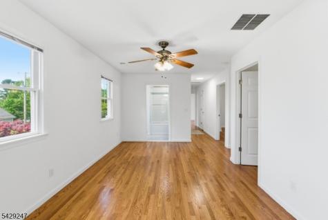 31 Lakeview Road Sparta NJ 07871