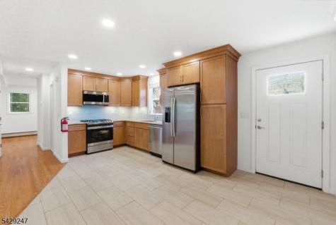 31 Lakeview Road Sparta NJ 07871