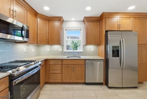 31 Lakeview Road Sparta NJ 07871