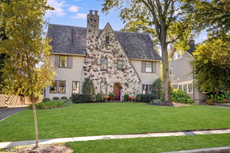 13 Ferncliff Terrace Glen Ridge Boro NJ 07028